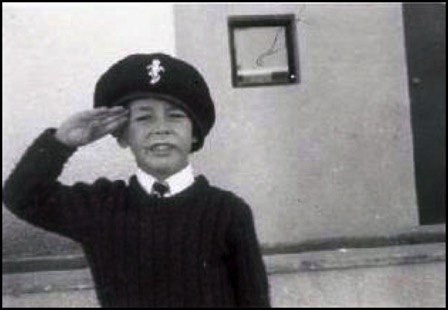Chris Smith salute